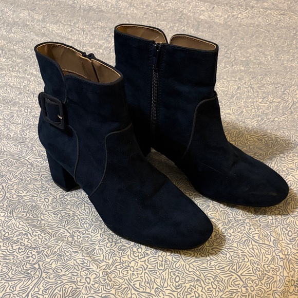 White Mountain Navy Ankle Boots - Picture 3 of 10